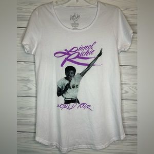 LIONEL RICHIE World Tour Concert Short Sleeve Tee Shirt Size Medium Color White